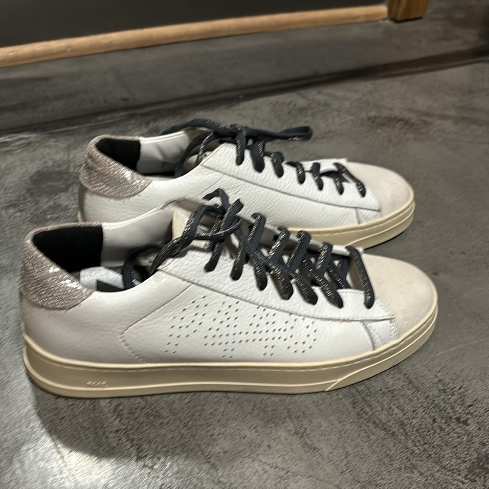 P448 Snake Print Lace Up Sneakers, size 40, Like New!